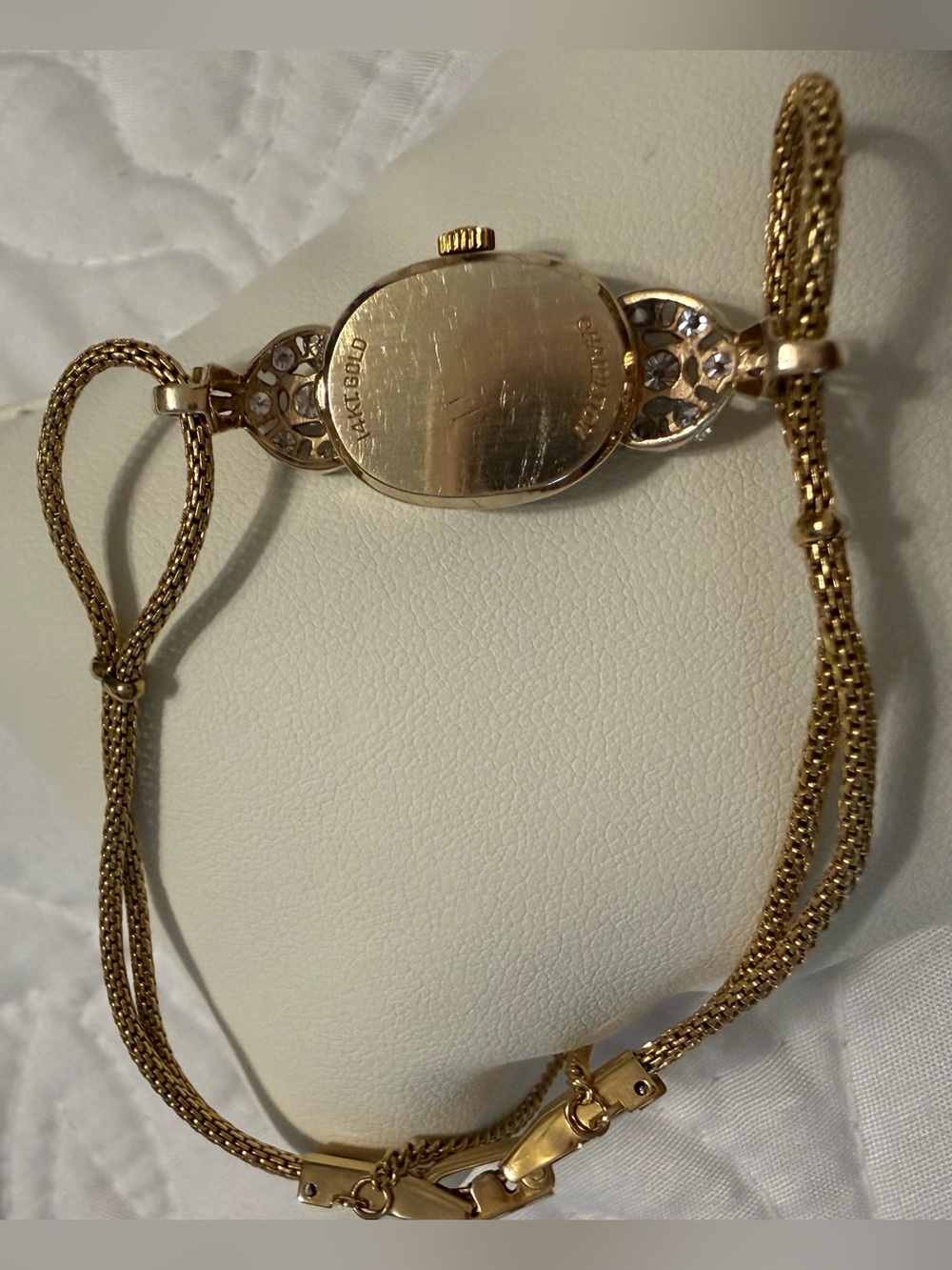 VINTAGE Lady Hamilton 14K Solid Gold & Diamonds Oval Bracelet Watch - Picture 3 of 5